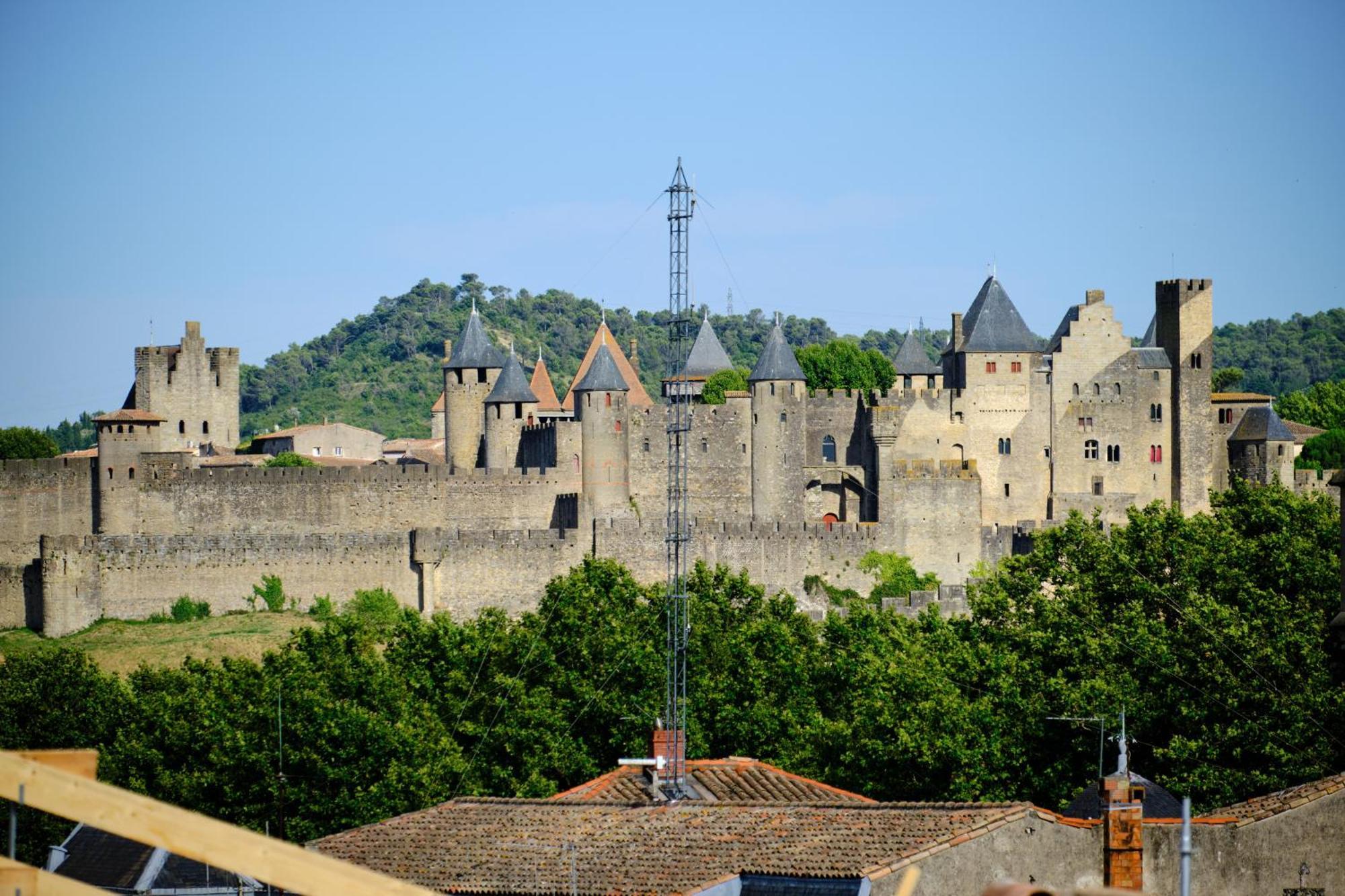Ferienwohnung Mon Toit Carcassonnais •Hypercentre •Terrasse •Vue Carcassonne Exterior foto